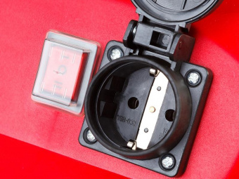 Строительный пылесос Зубр ПУ-20-1400 М3 1400Вт (уборка: сухая/влажная) серый от магазина РЭССИ