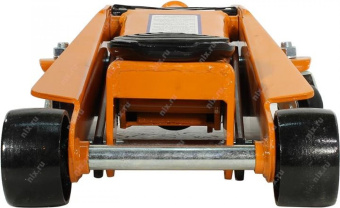 Подкатной двухпоршневой гаражный домкрат Ombra 3 т 133-485 мм OHT230 от магазина РЭССИ