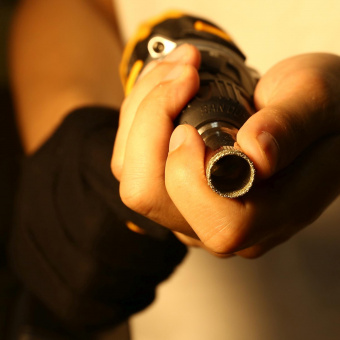 Набор коронок Deko DHS01 (065-0541) по керамике (15пред.) для дрелей от магазина РЭССИ