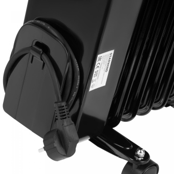 Радиатор масляный Starwind SHV5710 1500Вт черный от магазина РЭССИ