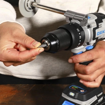 Дрель-шуруповерт Deko DKCID20 PRO аккум. патрон:быстрозажимной (кейс в комплекте) (063-4437) от магазина РЭССИ