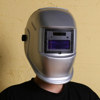 Маска сварщика Deko DKM 450гр (051-4680) от магазина РЭССИ