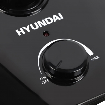 Антенна телевизионная Hyundai H-TAI400 30дБ активная черный каб.:1.85м от магазина РЭССИ