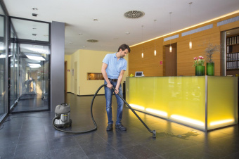 Строительный пылесос Karcher Me Classic NT 20/1 1500Вт (уборка: сухая/влажная) серый от магазина РЭССИ