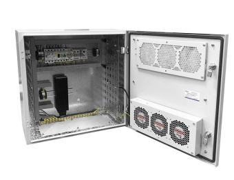 Шкаф коммутационный ЦМО (ШТВ-Н-15.6.5-4ААА-Т1) настенный 15U 600x530мм пер.дв.металл несъемн.бок.пан. 150кг серый 120град. 750мм всепогодный с вентилятором с нагревателем укомплектованный от магазина РЭССИ